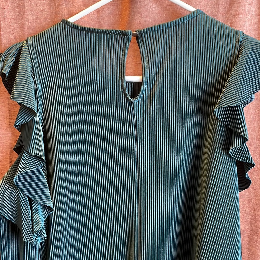 Ribbed Ruffle Sleeve Dress - Picture 3 of 3